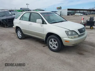 2000 Lexus RX 300 with VIN JT6GF10U0Y0081820, listed as a IAAI auction lot 41694796 with 297,028 mi miles. Bid and sale history available at carsss.com. Image 1.