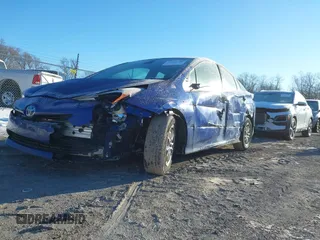 2018 Toyota Prius Two with VIN JTDKBRFU4J3597557, listed as a IAAI auction lot 41628706 with 141,555 mi miles. Bid and sale history available at carsss.com. Image 6.
