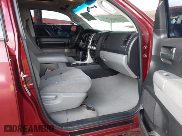 2007 Toyota Tundra SR5 with VIN 5TBDV54107S461279, listed as a IAAI auction lot 41765349 with 204,606 mi miles. Bid and sale history available at carsss.com. Image 5.