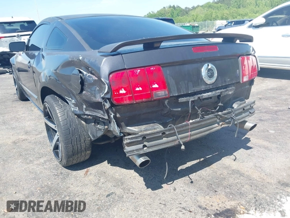 2007 Ford Mustang GT Deluxe with VIN 1ZVFT82H575237242, listed as a IAAI auction lot 42011930 with 223,858 mi miles. Bid and sale history available at carsss.com. Image 6.