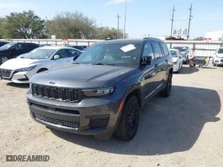 2024 Jeep Grand Cherokee L Altitude with VIN 1C4RJKAG4R8507770, listed as a IAAI auction lot 41734771 with 19,519 mi miles. Bid and sale history available at carsss.com. Image 2.