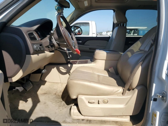 2007 GMC Yukon Denali with VIN 1GKFK63857J171988, listed as a Copart auction lot 66024474 with 218,562 mi miles and Salvage Title. Bid and sale history available at carsss.com. Image 7.