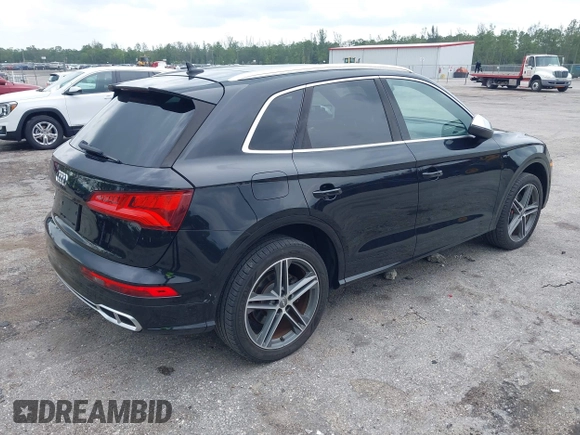 2018 Audi SQ5 Premium Plus z VIN WA1A4AFY6J2009085, wystawiony jako IAAI lot #42410933 z przebiegiem 59 773 mil mil oraz . Historia ofert i sprzedaży dostępna na DreamBid. Obrazek 4.