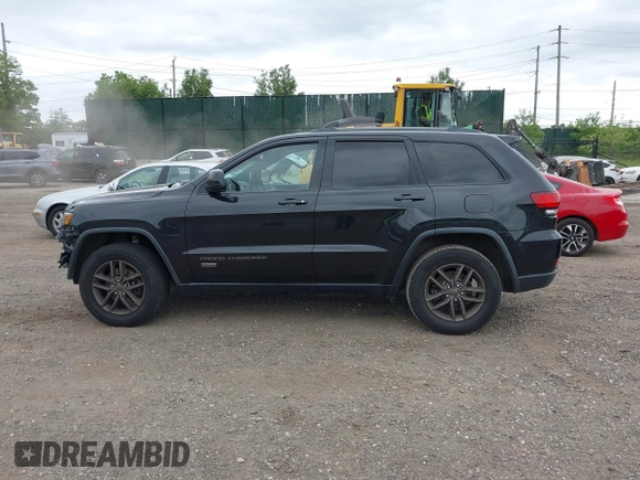 2016 Jeep Grand Cherokee Laredo z VIN 1C4RJFAG6GC475857, wystawiony jako IAAI lot #42311448 z przebiegiem 106 472 mil mil oraz . Historia ofert i sprzedaży dostępna na DreamBid. Obrazek 14.