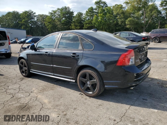 2010 Volvo S40 R-Design with VIN YV1672MH8A2500957, listed as a Copart auction lot 70911124 with 134,322 mi miles and Clean Title. Bid and sale history available at carsss.com. Image 2.