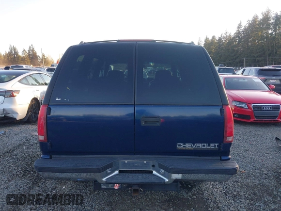 1997 Chevrolet Tahoe z VIN 1GNEK13R4VJ418974, wystawiony jako IAAI lot #41560411 z przebiegiem 198 170 mil mil oraz . Historia ofert i sprzedaży dostępna na DreamBid. Obrazek 16.