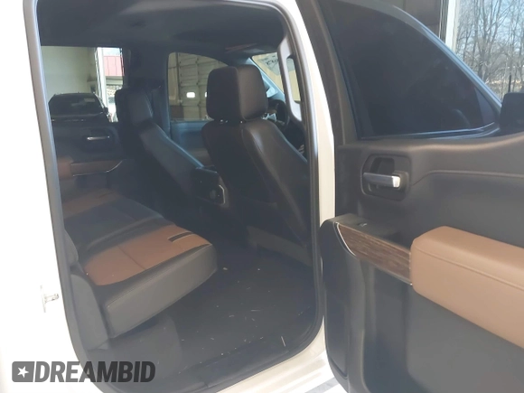 2019 Chevrolet Silverado 1500 High Country with VIN 1GCUYHEL3KZ158830, listed as a IAAI auction lot 41646878 with 105,524 mi miles. Bid and sale history available at carsss.com. Image 8.