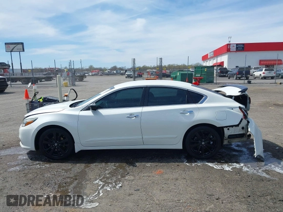 2017 Nissan Altima SR with VIN 1N4AL3AP7HC218218, listed as a IAAI auction lot 41848359 with 175,626 mi miles and . Bid and sale history available at carsss.com. Image 14.