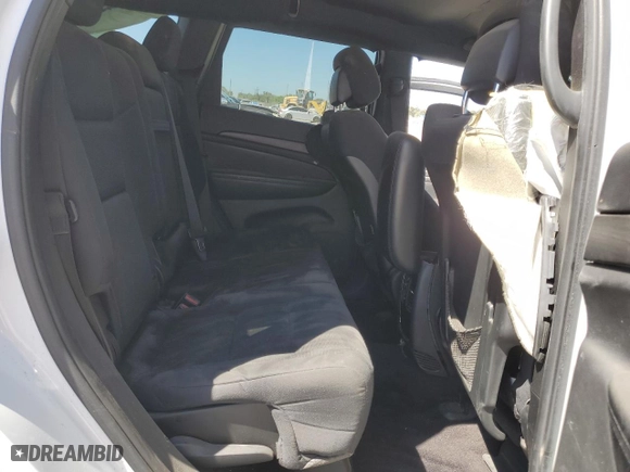 2017 Jeep Grand Cherokee Laredo with VIN 1C4RJEAG8HC628637, listed as a Copart auction lot 48170105 with 0 mi miles and Salvage Title. Bid and sale history available at carsss.com. Image 12.