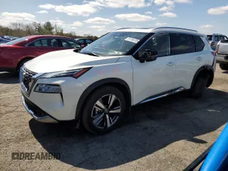 2021 Nissan Rogue Platinum with VIN JN8AT3DD4MW320942, listed as a Copart auction lot 51136135 with 14,227 mi miles and Salvage Title. Bid and sale history available at carsss.com. Image 1.