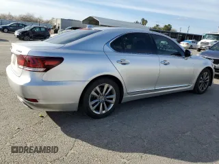 2014 Lexus LS 460 z VIN JTHBL5EF1E5131375, wystawiony jako Copart lot #45789245 z przebiegiem 157 316 mil mil oraz Szkoda całkowita • Salvage title. Historia ofert i sprzedaży dostępna na DreamBid. Obrazek 3.
