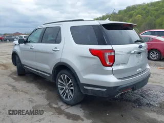 2019 Ford Explorer Platinum с VIN 1FM5K8HT7KGA06333, выставлен на аукционе IAAI как лот 42094006 с пробегом 91 620 миль миль и . История ставок и продаж доступна на DreamBid. Изображение 3.