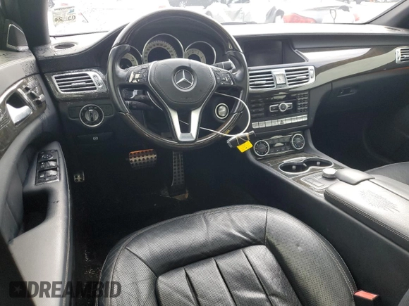 2013 Mercedes-Benz CLS 550 with VIN WDDLJ7DB8DA080670, listed as a Copart auction lot 86738044 with 100,652 mi miles and Salvage title. Bid and sale history available at DreamBid. Image 8.