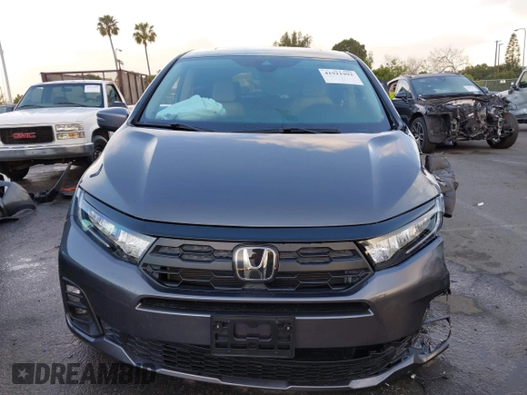 2025 Honda Odyssey EX-L with VIN 5FNRL6H64SB038684, listed as a IAAI auction lot 41911992 with Not Provided miles and . Bid and sale history available at DreamBid. Image 12.
