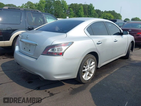 2014 Nissan Maxima S with VIN 1N4AA5AP1EC454361, listed as a IAAI auction lot 42368405 with 279,103 mi miles and . Bid and sale history available at DreamBid. Image 4.