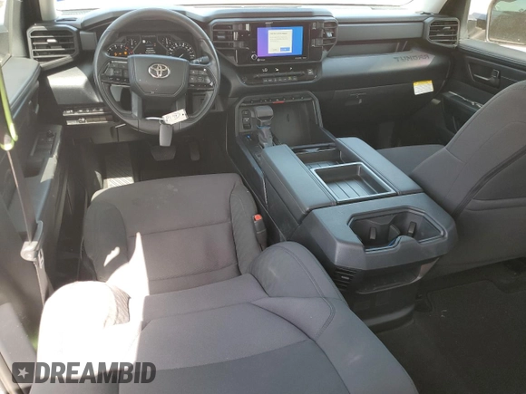 2023 Toyota Tundra SR с VIN 5TFKB5DB4PX127332, выставлен на аукционе Copart как лот 60203214 с пробегом 38 583 миль миль и Списание • Salvage title. История ставок и продаж доступна на DreamBid. Изображение 8.