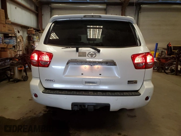 2010 Toyota Sequoia Platinum with VIN 5TDYY5G12AS029540, listed as a Copart auction lot 82955724 with 189,845 mi miles and Clean Title. Bid and sale history available at carsss.com. Image 6.