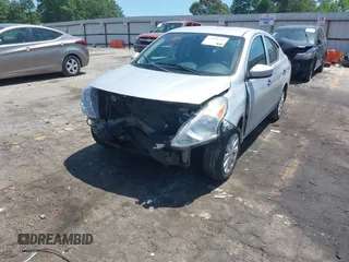 2016 Nissan Versa S with VIN 3N1CN7APXGL862936, listed as a IAAI auction lot 42292457 with 162,239 mi miles and . Bid and sale history available at DreamBid. Image 2.