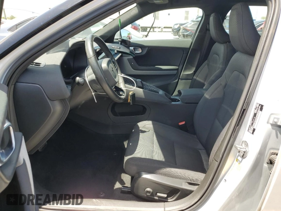2023 Polestar 2 z VIN YSMEG3KA3PL123958, wystawiony jako Copart lot #57605315 z przebiegiem 69 951 mil mil oraz Tytuł czysty. Historia ofert i sprzedaży dostępna na DreamBid. Obrazek 7.