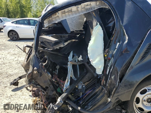 2009 Smart fortwo Pure z VIN WMEEJ31X09K267836, wystawiony jako Copart lot #55500135 z przebiegiem Nie podano mil oraz Szkoda całkowita • Salvage title. Historia ofert i sprzedaży dostępna na DreamBid. Obrazek 7.