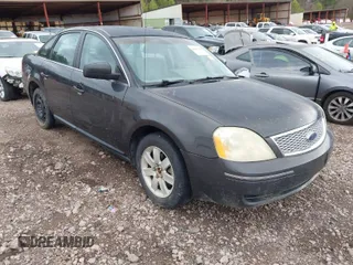 2007 Ford Five Hundred SEL z VIN 1FAHP27157G152811, wystawiony jako IAAI lot #41843996 z przebiegiem Nie podano mil oraz . Historia ofert i sprzedaży dostępna na DreamBid. Obrazek 1.