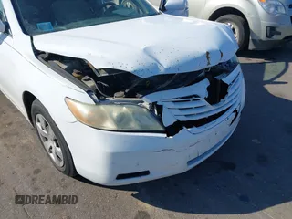 2007 Toyota Camry CE with VIN 4T1BE46K47U706736, listed as a IAAI auction lot 41760496 with 205,016 mi miles. Bid and sale history available at carsss.com. Image 6.
