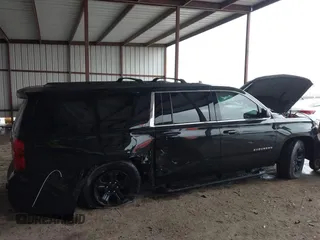 2020 Chevrolet Suburban LT z VIN 1GNSKHKC4LR304237, wystawiony jako IAAI lot #41179977 z przebiegiem 94 302 mil mil oraz . Historia ofert i sprzedaży dostępna na DreamBid. Obrazek 6.