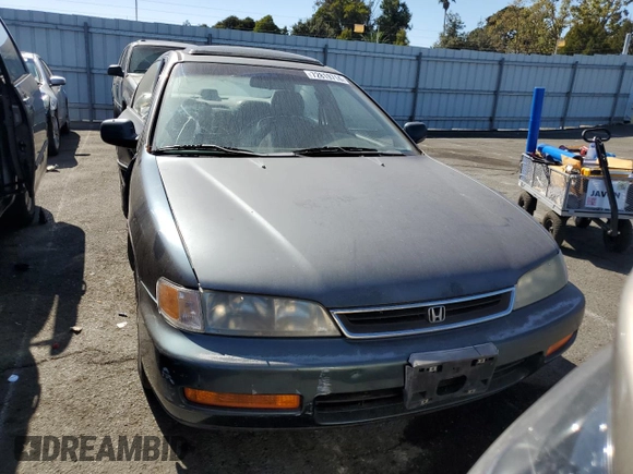 1997 Honda Accord EX with VIN 1HGCD5668VA113949, listed as a Copart auction lot 72819714 with 250,206 mi miles and Salvage Title. Bid and sale history available at DreamBid. Image 5.