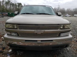 2003 Chevrolet Tahoe LT with VIN 1GNEK13Z93R197659, listed as a Copart auction lot 47641025 with 277,748 mi miles and Salvage Title. Bid and sale history available at carsss.com. Image 5.