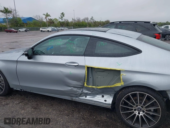 2022 Mercedes-Benz C 300 with VIN W1KWJ8DB7NG115264, listed as a IAAI auction lot 41353889 with 24,361 mi miles and . Bid and sale history available at DreamBid. Image 6.
