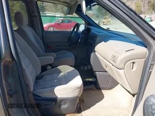 2004 Chevrolet Venture LS with VIN 1GNDX03E84D144373, listed as a IAAI auction lot 41858475 with 164,781 mi miles. Bid and sale history available at carsss.com. Image 5.