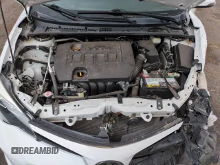 2019 Toyota Corolla L z VIN 5YFBURHE5KP888612, wystawiony jako Copart lot #57458885 z przebiegiem 109 680 mil mil oraz Szkoda całkowita • Salvage title. Historia ofert i sprzedaży dostępna na DreamBid. Obrazek 11.