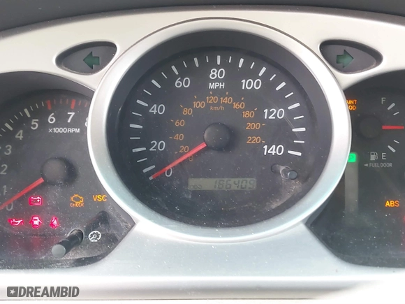 2004 Toyota Highlander with VIN JTEEP21AX40055853, listed as a IAAI auction lot 41640471 with 186,409 mi miles. Bid and sale history available at carsss.com. Image 7.