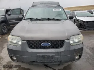 2007 Ford Escape XLT with VIN 1FMCU93167KA93496, listed as a Copart auction lot 48530895 with 170,908 mi miles and Salvage Title. Bid and sale history available at carsss.com. Image 5.