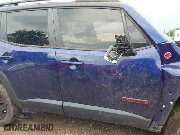 2018 Jeep Renegade Trailhawk with VIN ZACCJBCB5JPH58897, listed as a IAAI auction lot 42299048 with 77,204 mi miles and . Bid and sale history available at DreamBid. Image 13.