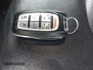 2022 Chrysler Pacifica Touring L with VIN 2C4RC1BG9NR194782, listed as a IAAI auction lot 41842410 with 76,231 mi miles and . Bid and sale history available at DreamBid. Image 11.