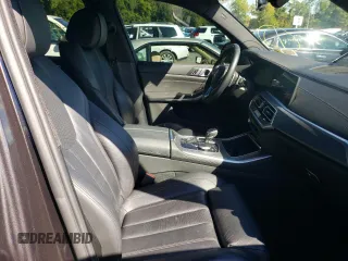 2020 BMW X5 xDrive40i with VIN 5UXCR6C05L9C58078, listed as a Copart auction lot 58996372 with 30,714 mi miles. Bid and sale history available at carsss.com. Image 5.
