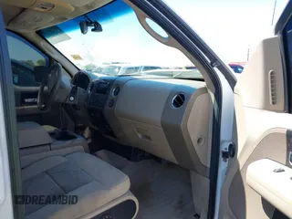 2005 Ford F-150 XLT with VIN 1FTPW14555FB63773, listed as a IAAI auction lot 42004420 with 255,071 mi miles. Bid and sale history available at carsss.com. Image 5.
