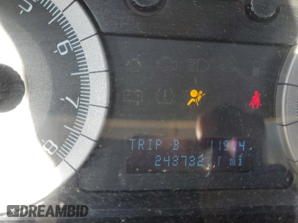 2010 Ford Escape XLT с VIN 1FMCU0D71AKA71198, выставлен на аукционе Copart как лот 48766805 с пробегом 243 732 миль миль и Списание • Salvage title. История ставок и продаж доступна на DreamBid. Изображение 9.