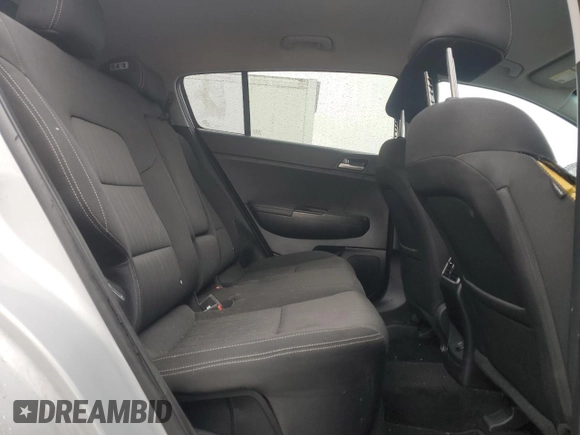 2017 Kia Sportage LX z VIN KNDPMCAC6H7273914, wystawiony jako Copart lot #51964805 z przebiegiem 92 566 mil mil oraz Szkoda całkowita • Salvage title. Historia ofert i sprzedaży dostępna na DreamBid. Obrazek 11.