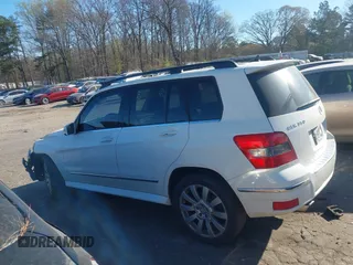 2010 Mercedes-Benz GLK 350 z VIN WDCGG8HBXAF372372, wystawiony jako IAAI lot #41843416 z przebiegiem 178 902 mil mil oraz . Historia ofert i sprzedaży dostępna na DreamBid. Obrazek 14.