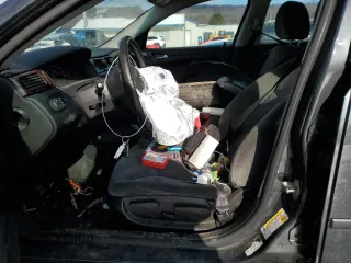 2014 Chevrolet Impala LS z VIN 2G1WA5E32E1186037, wystawiony jako Copart lot #43812615 z przebiegiem Nie podano mil oraz Szkoda całkowita • Salvage title. Historia ofert i sprzedaży dostępna na DreamBid. Obrazek 7.