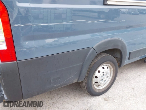 2020 Ram ProMaster Cargo with VIN 3C6URVJG0LE116933, listed as a IAAI auction lot 40093979 with 80,726 mi miles and . Bid and sale history available at carsss.com. Image 6.