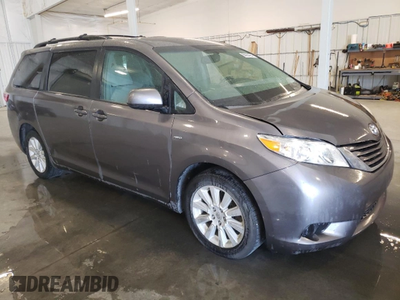 2016 Toyota Sienna LE with VIN 5TDJK3DC5GS146048, listed as a Copart auction lot 69964964 with 133,935 mi miles and Salvage Title. Bid and sale history available at carsss.com. Image 4.