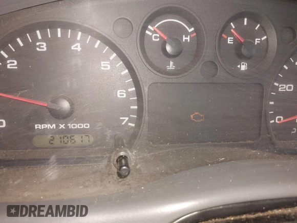 2005 Ford Ranger XL z VIN 1FTYR10U95PA84299, wystawiony jako IAAI lot #42358436 z przebiegiem 210 617 mil mil oraz . Historia ofert i sprzedaży dostępna na DreamBid. Obrazek 7.