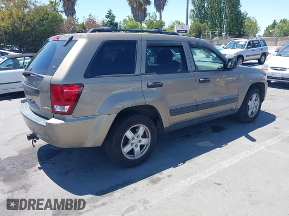 2005 Jeep Grand Cherokee Laredo with VIN 1J4GR48K25C501943, listed as a IAAI auction lot 42767465 with 132,247 mi miles and . Bid and sale history available at DreamBid. Image 4.