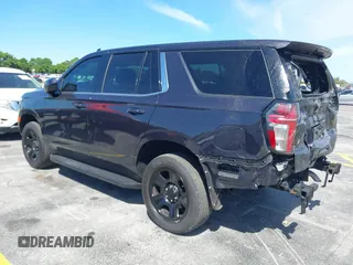 2022 Chevrolet Tahoe Commercial z VIN 1GNSCLED5NR336184, wystawiony jako IAAI lot #41729180 z przebiegiem 14 951 mil mil oraz . Historia ofert i sprzedaży dostępna na DreamBid. Obrazek 3.