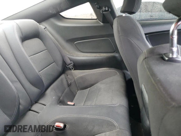 2017 Ford Mustang V6 с VIN 1FA6P8AM5H5209082, выставлен на аукционе Copart как лот 57883955 с пробегом 117 882 миль миль и Списание • Salvage title. История ставок и продаж доступна на DreamBid. Изображение 10.