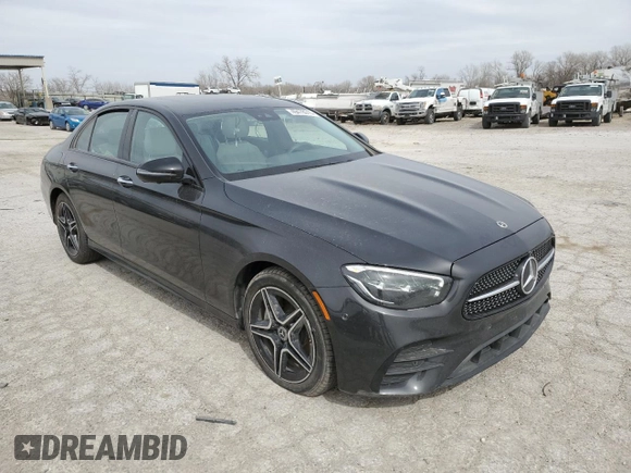 2023 Mercedes-Benz E 450 with VIN W1KZF5KB1PB102106, listed as a Copart auction lot 49478015 with 15,384 mi miles and Salvage Title. Bid and sale history available at DreamBid. Image 4.