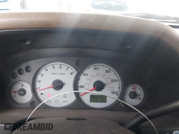 2004 Ford Escape XLT z VIN 1FMYU03184DA08689, wystawiony jako IAAI lot #42538780 z przebiegiem 251 930 mil mil oraz . Historia ofert i sprzedaży dostępna na DreamBid. Obrazek 7.